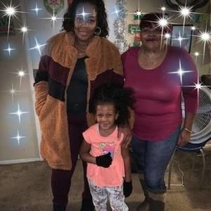 Meet your Posher, Vivian